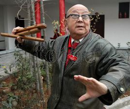 邹忠新
