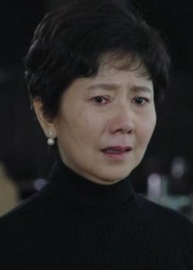 张兰