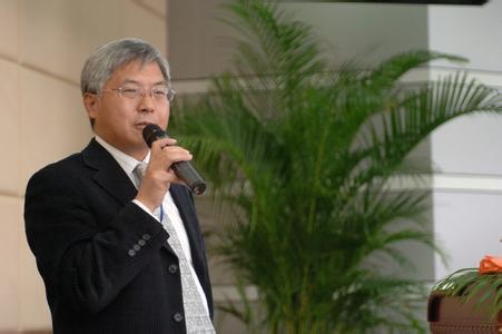 闵庆文