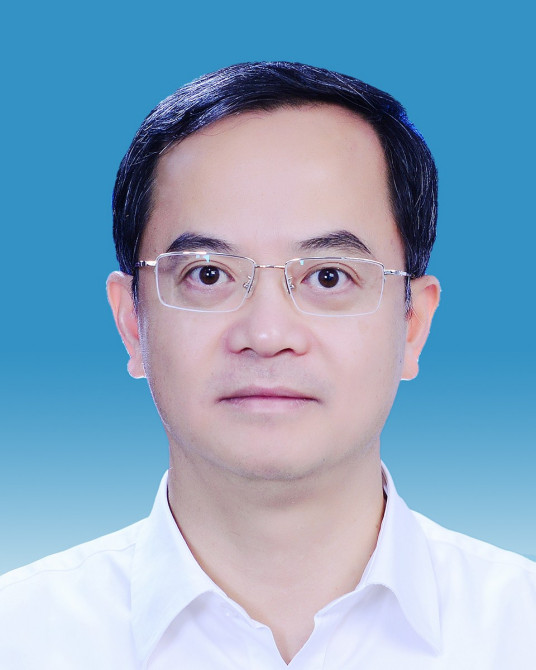 何明华