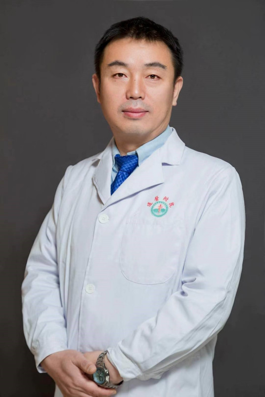 傅小云