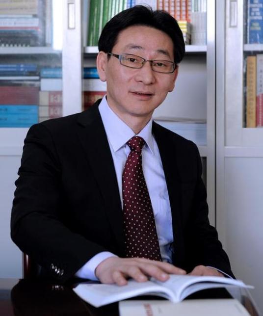 鲍明晓
