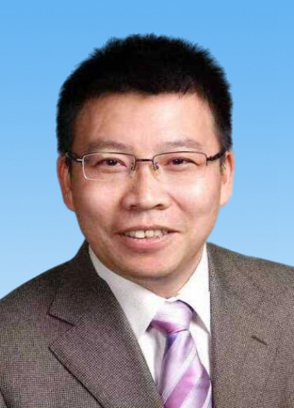 龚六堂
