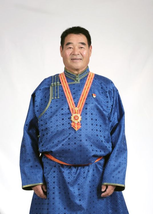廷·巴特尔