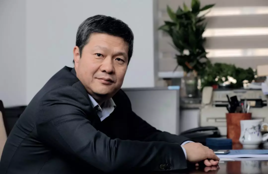 黄群慧
