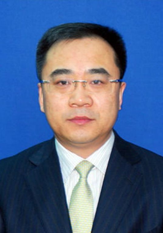 邹磊