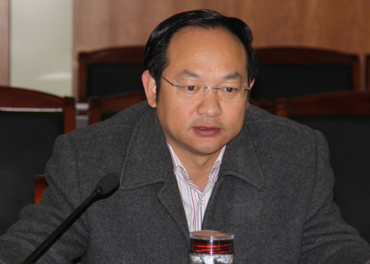 戴小明
