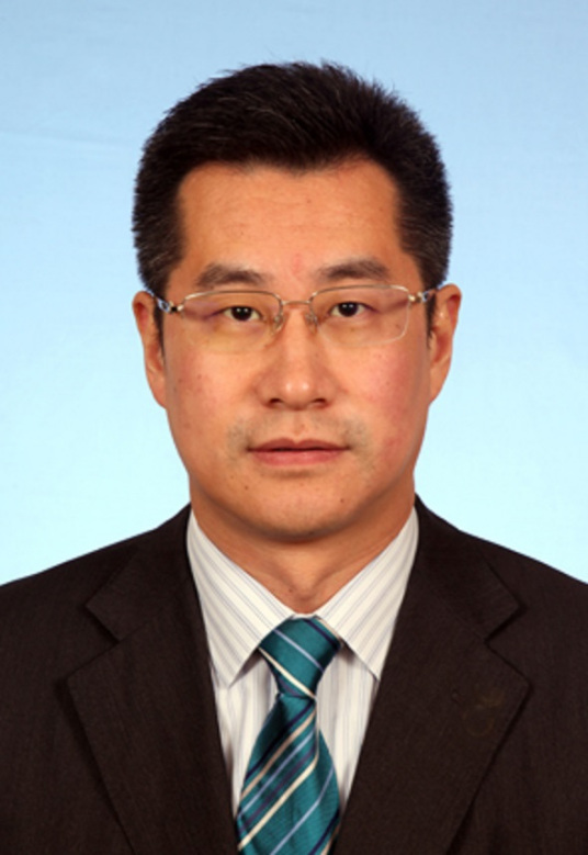 张毅