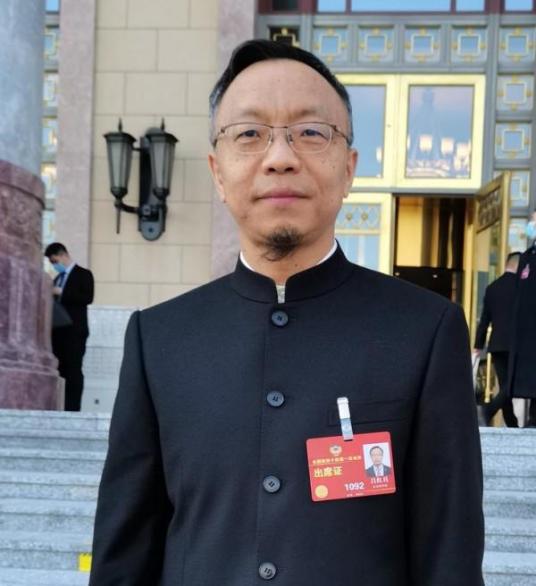 吕红兵