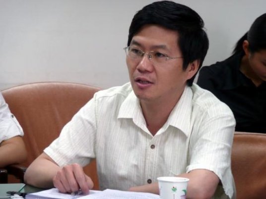 张坤