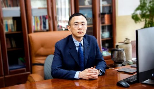 于本宏