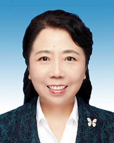张金英