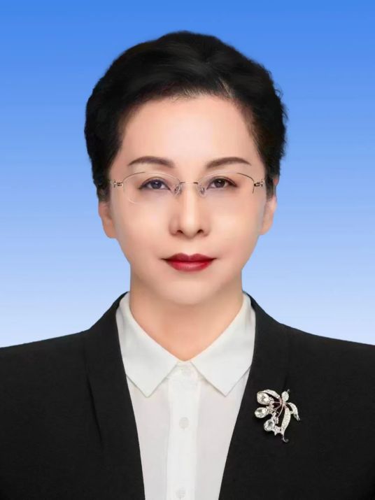 张莉