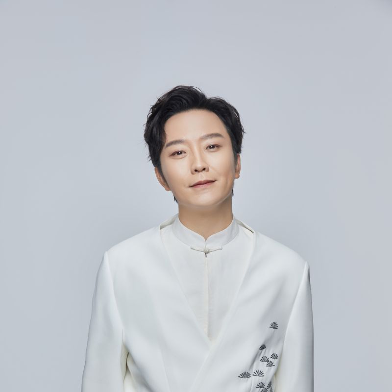 李玉刚