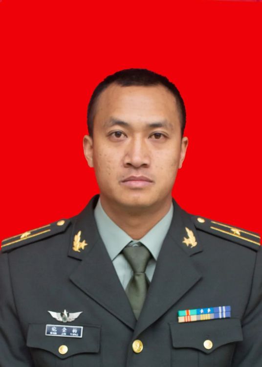 宛金杨