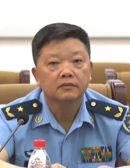 王抗平