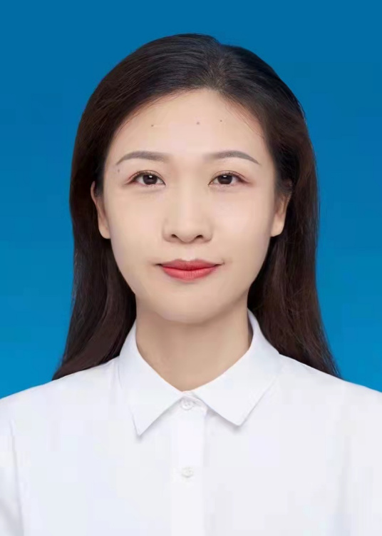 吕妍