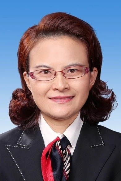 李小琴