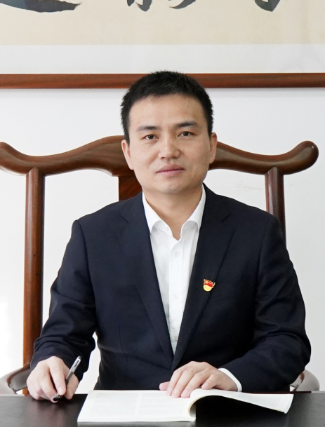 王志华