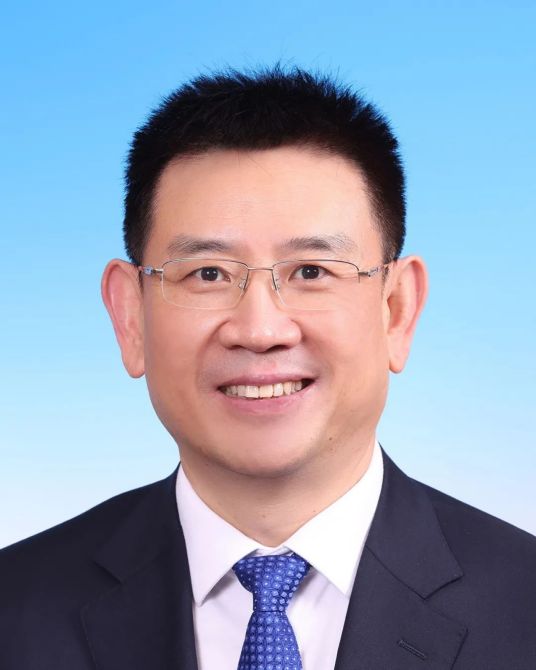 黄立