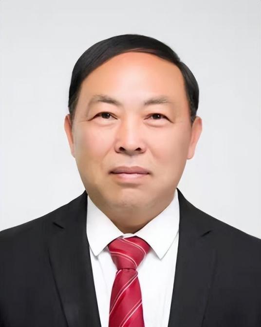 吉明东