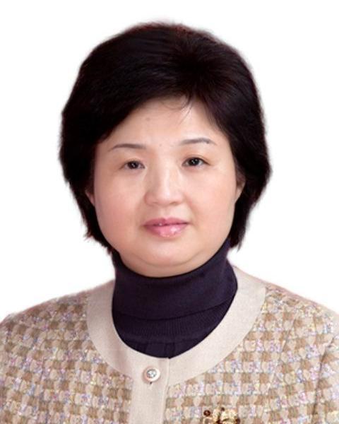 王玲