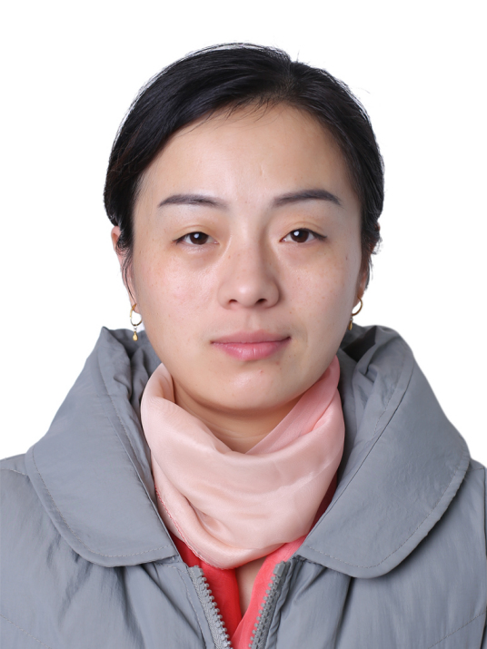 李亚新
