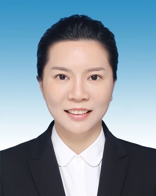 黄美媚