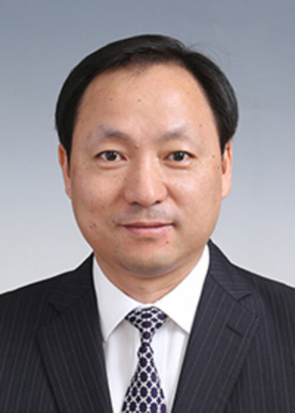 顾军