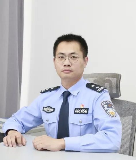 贾晓亮