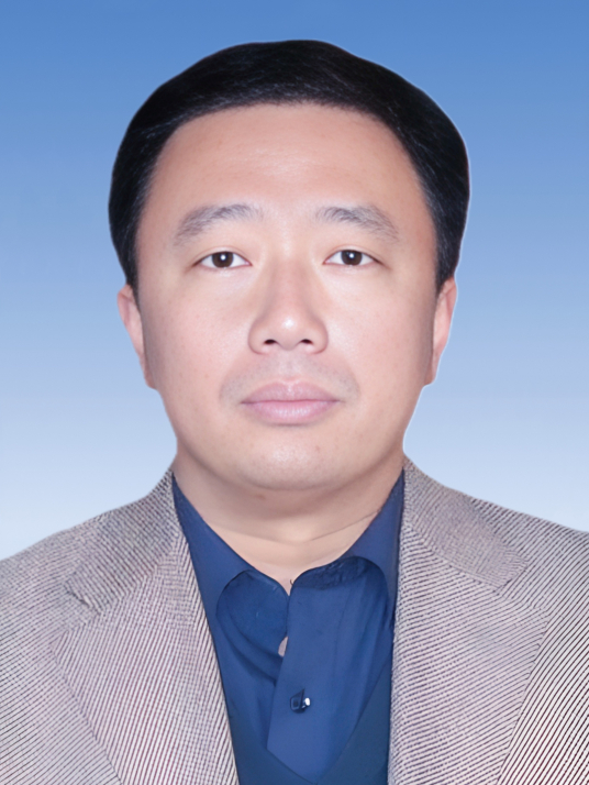 杨小天