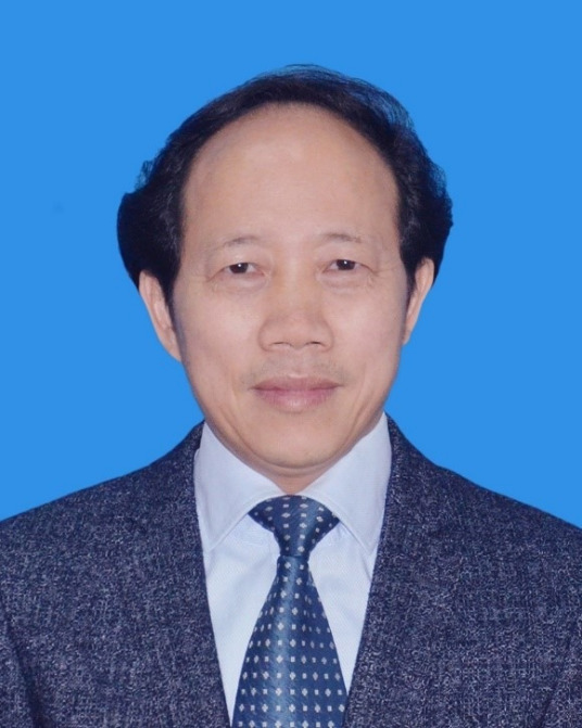 柴立元