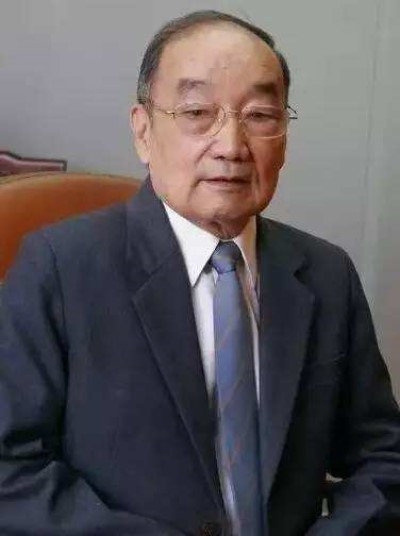 王明庥