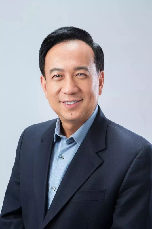 董晨