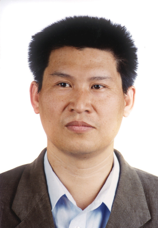 詹文龙