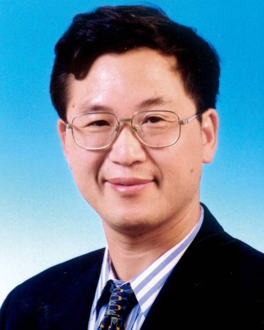 袁亚湘