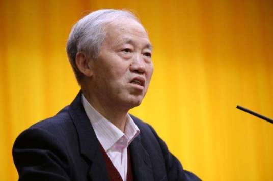 王广厚
