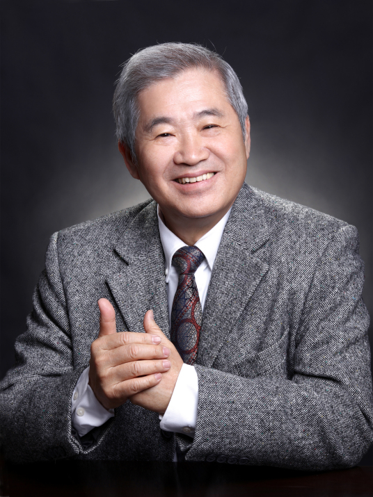 李家明