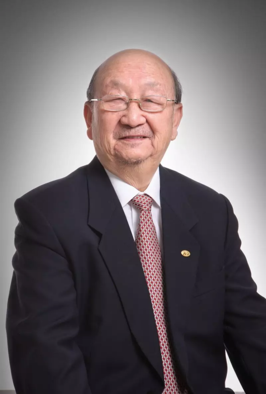 张国成
